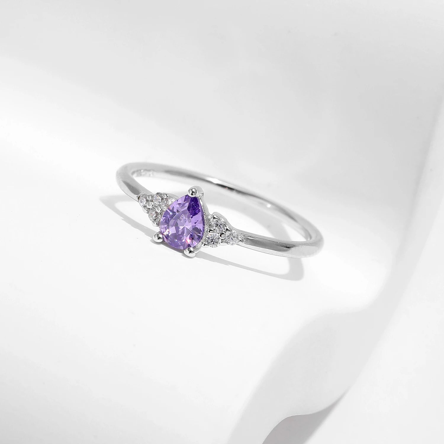 Anel Solitário Roxo em Prata 925 - Virena Violet Astral 4