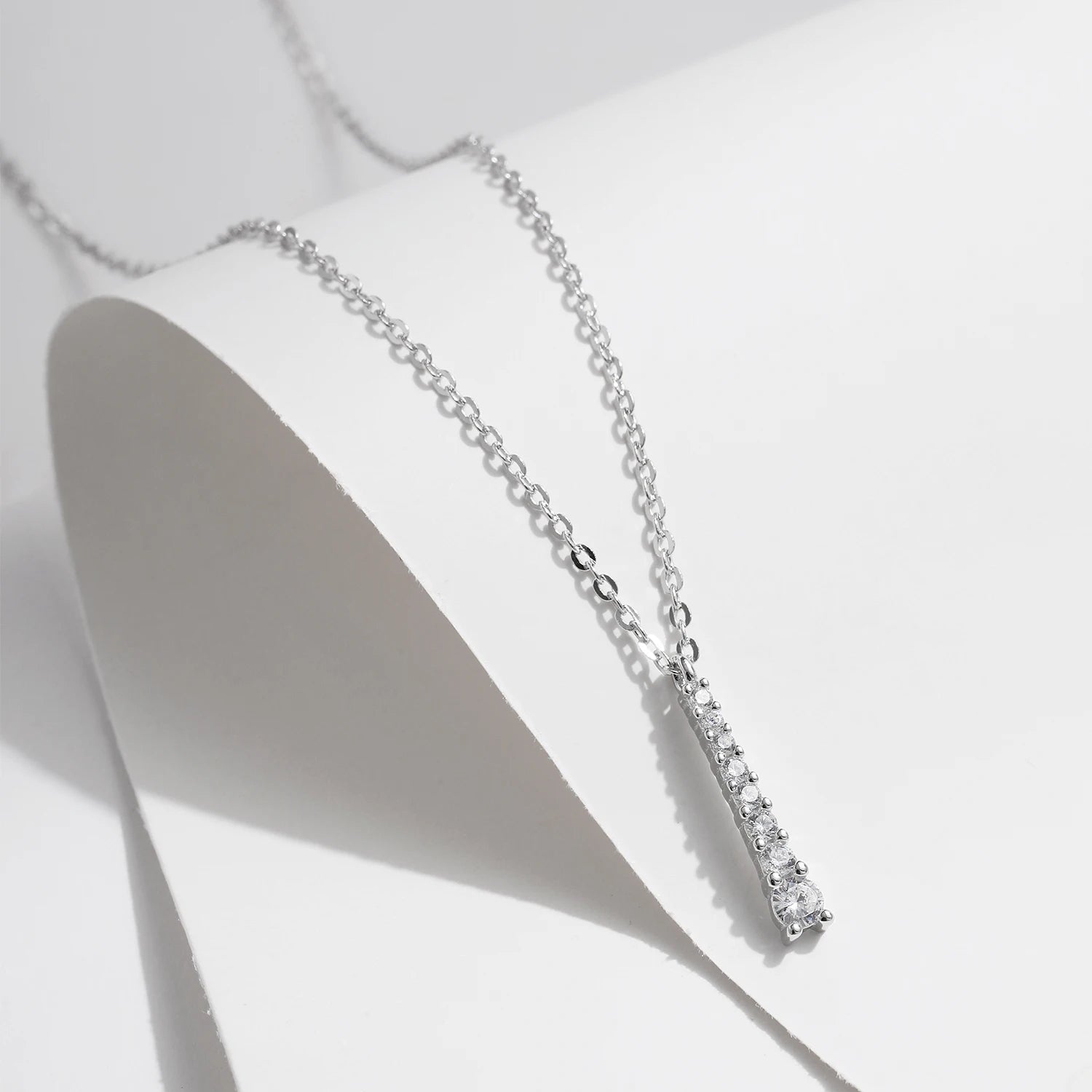Colar Y em Moissanite - Virena Élégance