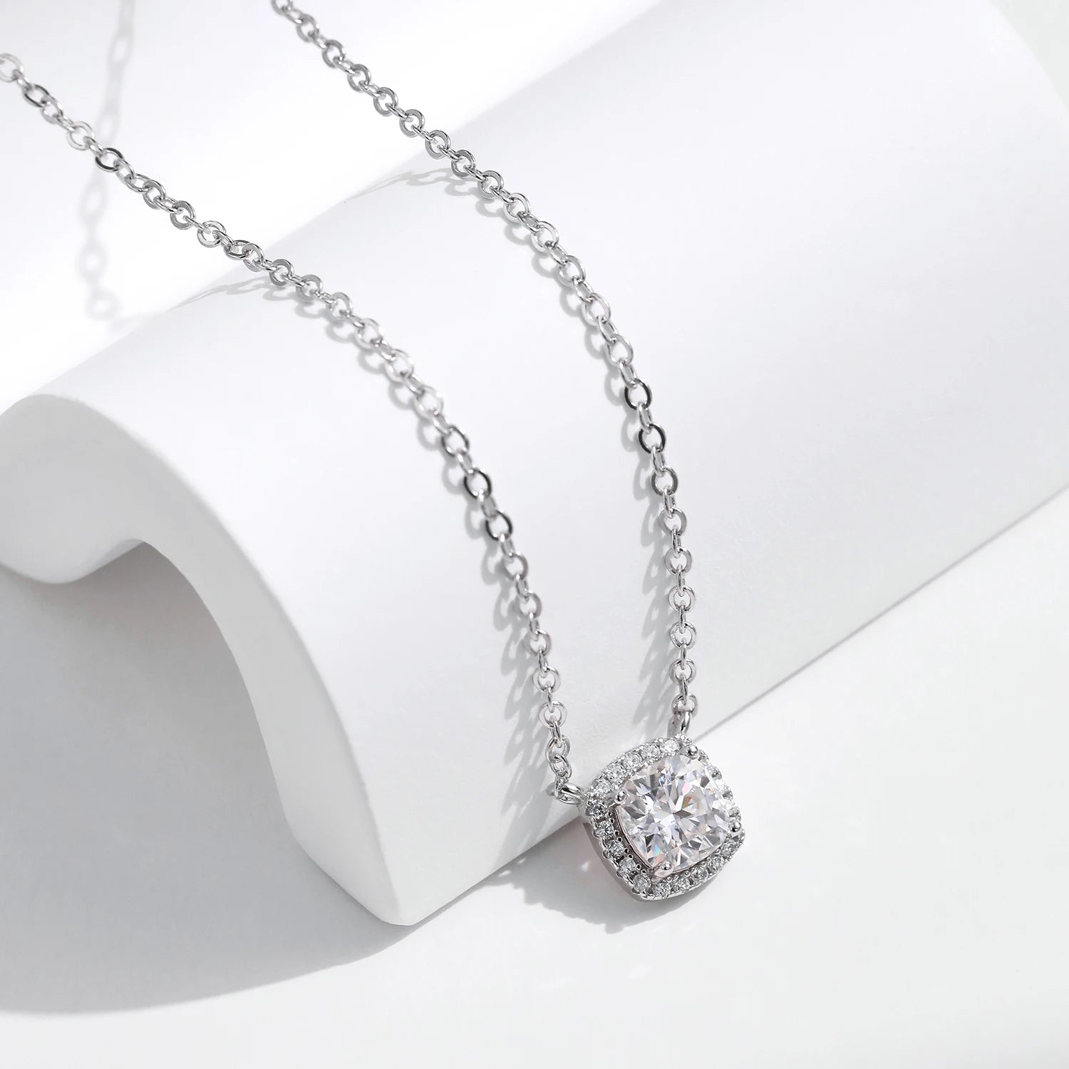 Colar Ponto de Luz em Moissanite - Virena Monarque