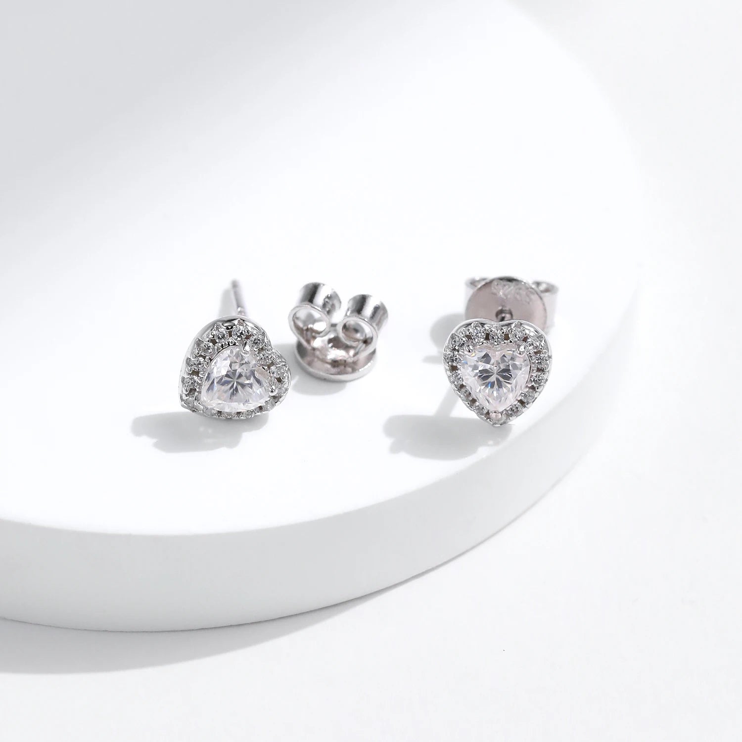 Brinco Coração em Moissanite – Virena Amélie