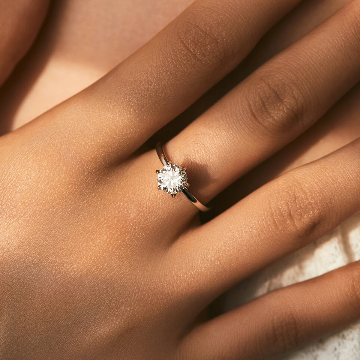 Anel Classico Solitario em Moissanite 1CT - Virena Imperior 1
