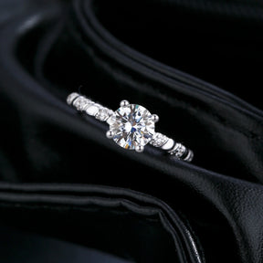 Anel Solitário em Moissanite 1CT - Virena Helix
