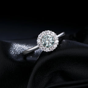 Anel Solitário Halo em Moissanite - Virena Viridis