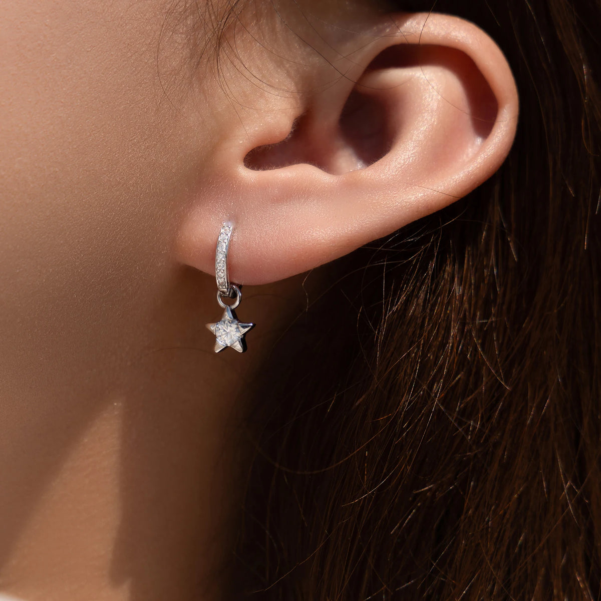 Brinco Argola em Moissanite – Virena Stella