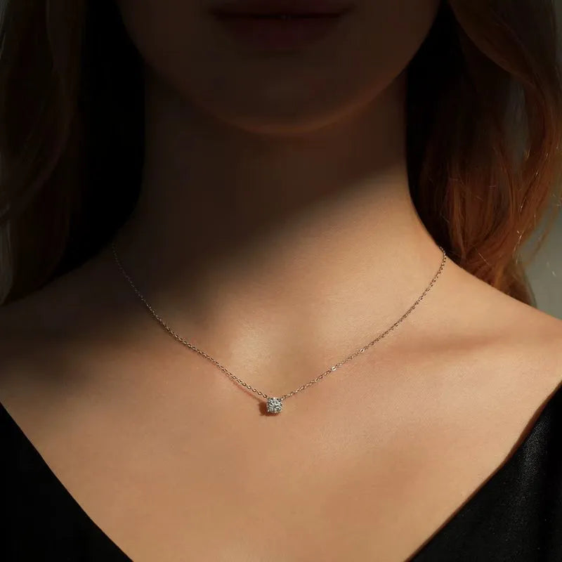 Colar Ponto de Luz em Moissanite - Virena Astra